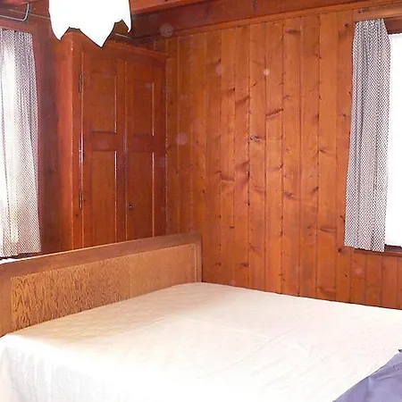 Sleeps 11 Wifi 韦尔比耶